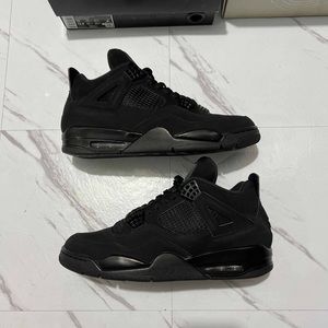 Black cat 4 size 12